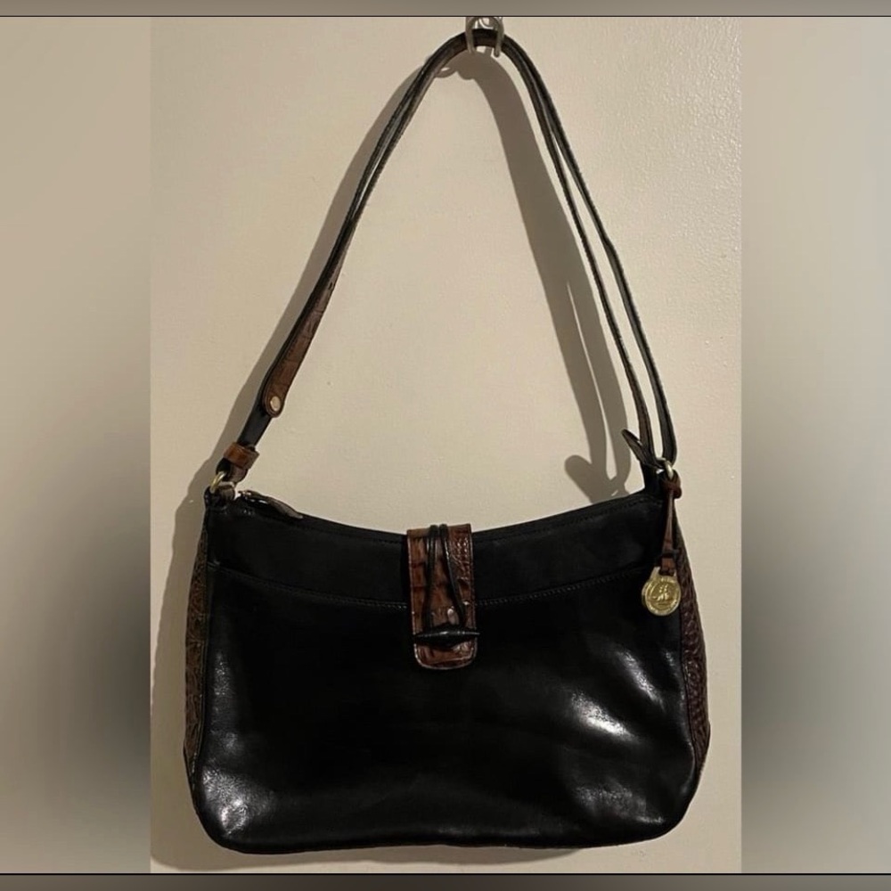 Brahmin Leather Croc Satchel Handbag Purse Total Length 19”
Purse Depth 8” W 12”